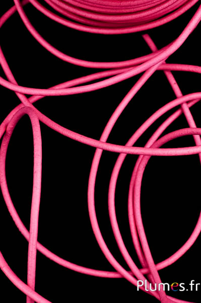 Lacet en cuir - épaisseur 3 mm - rose fuchsia